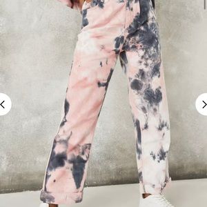 MISSGUIDED TIE DYE JEANS